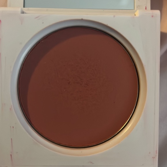 Ofra blush limited editin with Madison mille collab - Picture 3 of 3